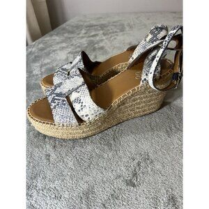 Franco Sarto Women’s 10 M Wedges Platform Ankle Strap Snake Print Sandals